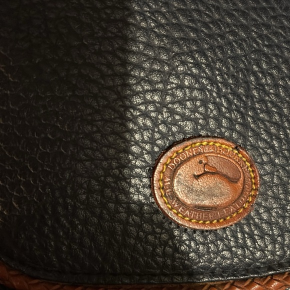 Dooney and Bourke all weather leather crossbody wallet purse - Picture 3 of 10